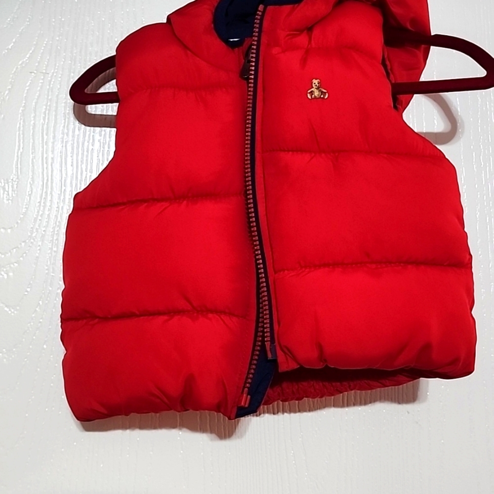 GAP Puffer Vest